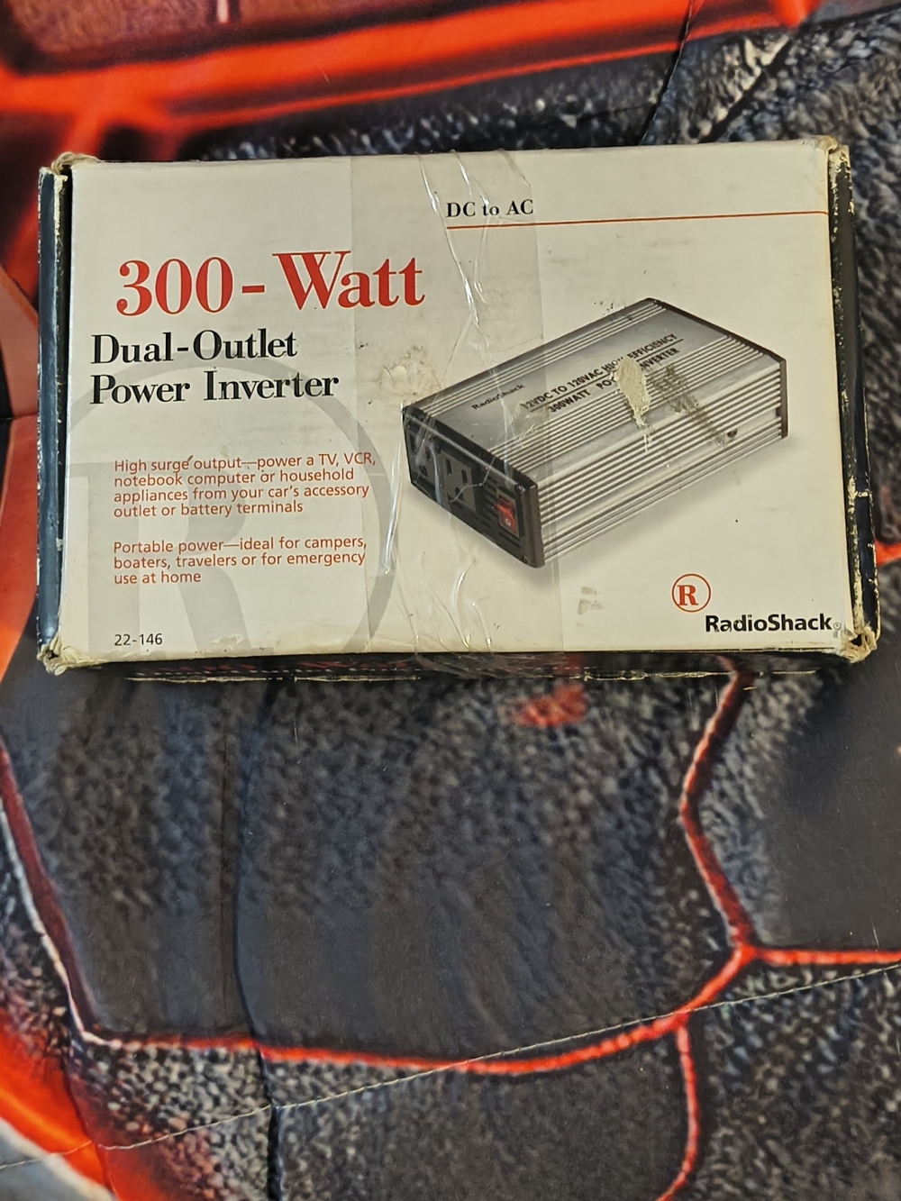 RadioShack 300-Watt Dual-Outlet Power Inverter - Silver